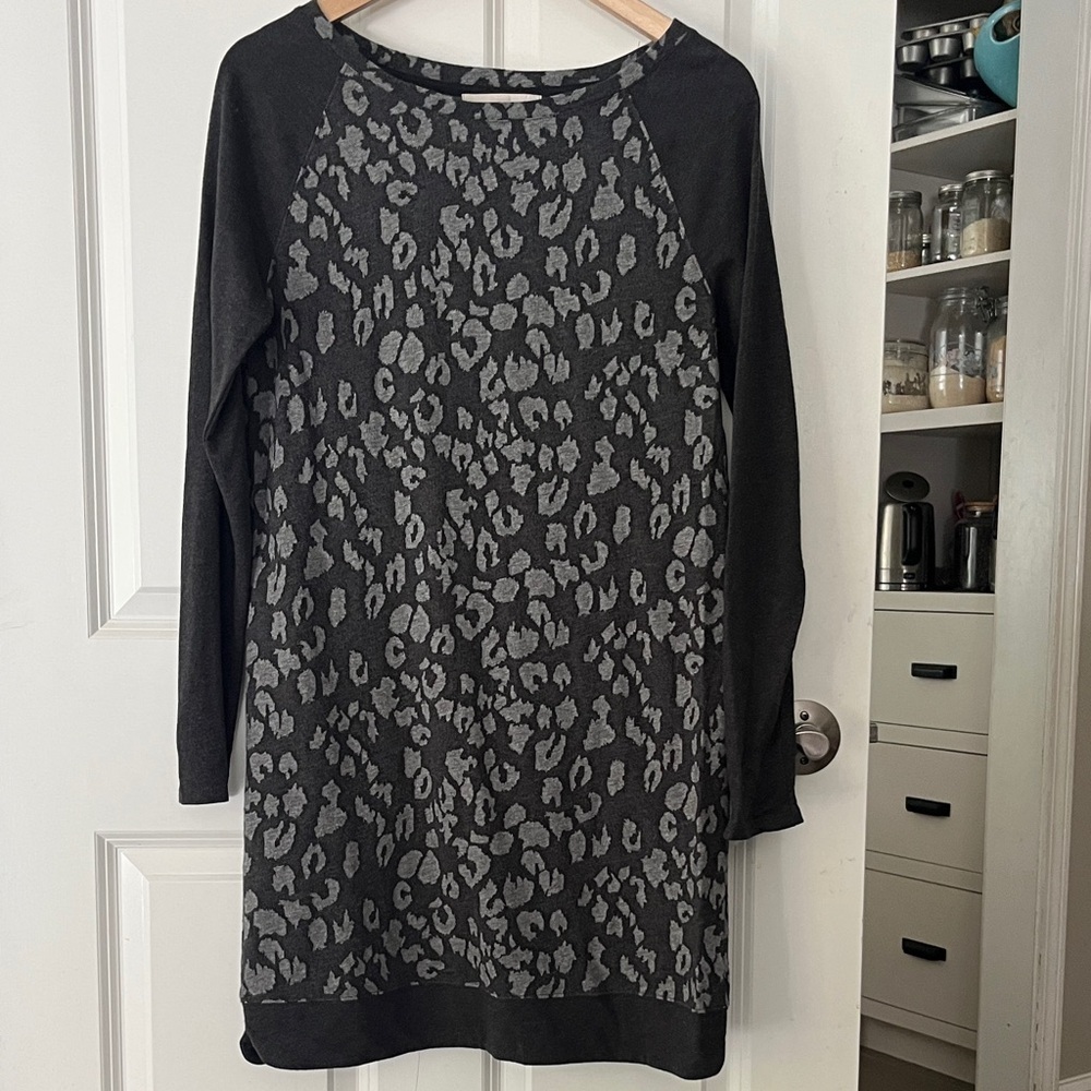 Loft Black, Gray Leopard Print Oversized Sweater Dress Sz Small